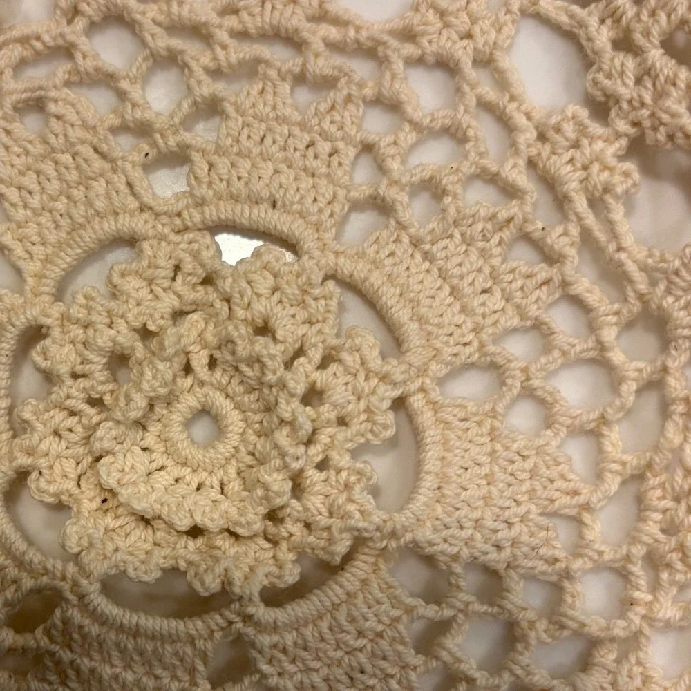 Vintage Crochet Lace Oval Tablecloth Cream Floral Medallion 92x56